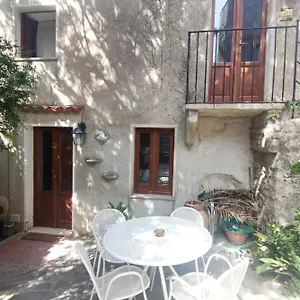 Appartement Cortile Via Sales 11, Erice